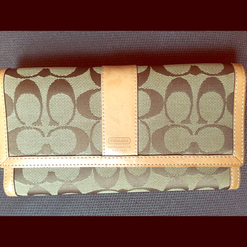 Coach signature vintage checkbook wallet